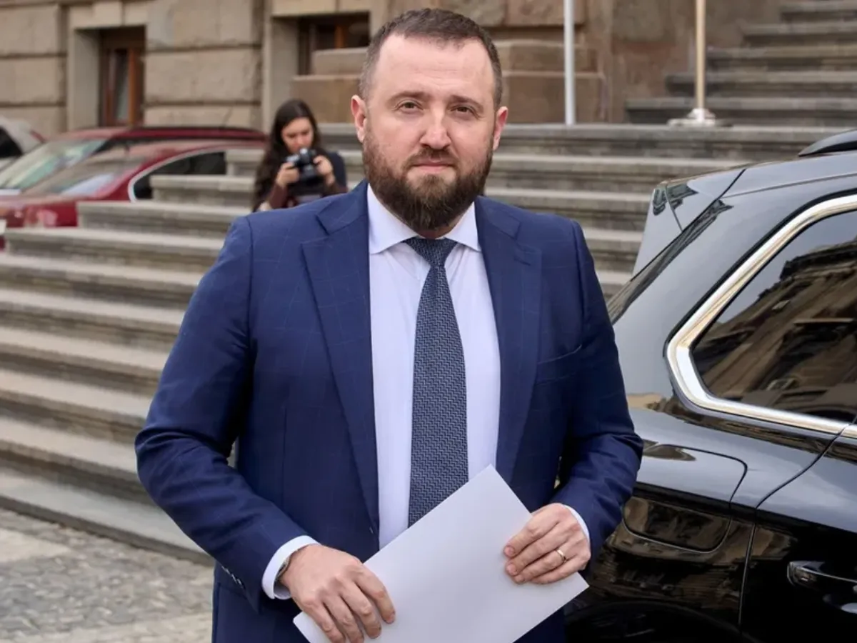 Alex Florența și Marius Voineag renunță la șefiile Parchetului General și DNA. Cine le poate lua locul