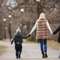 Se dau 10.000 de vouchere de câte 1.500 lei. În ce condiții le poți primi și la ce le poți folosi? - Foto: Freepik