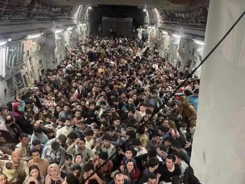 Pentagonul dezvăluie câți afgani s-au aflat în avionul C-17/Foto: yahoo