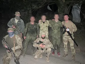 Operațiune de extragere a doi parașutiști ucraineni din spatele liniei frontului - Foto: mil.in.ua - Ukrainian Navy