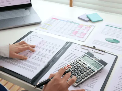 Angajatorii sunt obligați, de pe 7 iunie, să justifice diferențele de salariu. Ce drepturi noi au angajații și ce riscă firmele