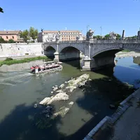 Și Tibrul a secat! La Roma, a ieșit la suprafață „Podul lui Nero” - Foto: Profimedia Images