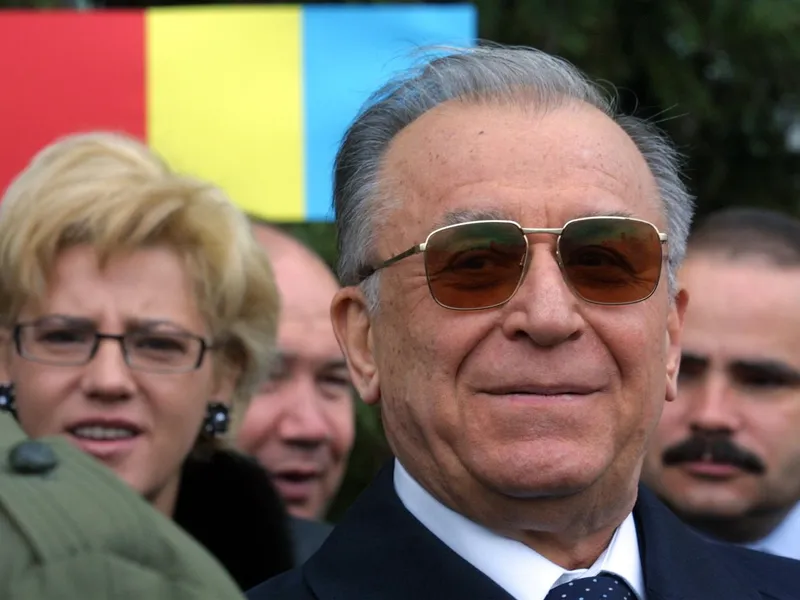 Fake News cu starea de sănătate a lui Ion Iliescu. Medicii de la Spitalul SRI dezmint informația - Foto: Profimedia Images
