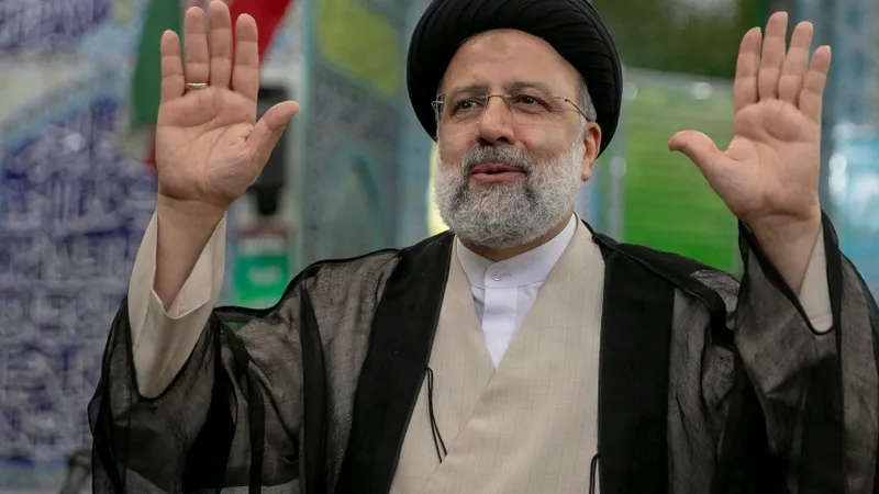 Alegerea extremistului Raisi ca președinte ăn Iran a readus posibilitatea unui atac asupra capacității nucleare/Foto: business insider