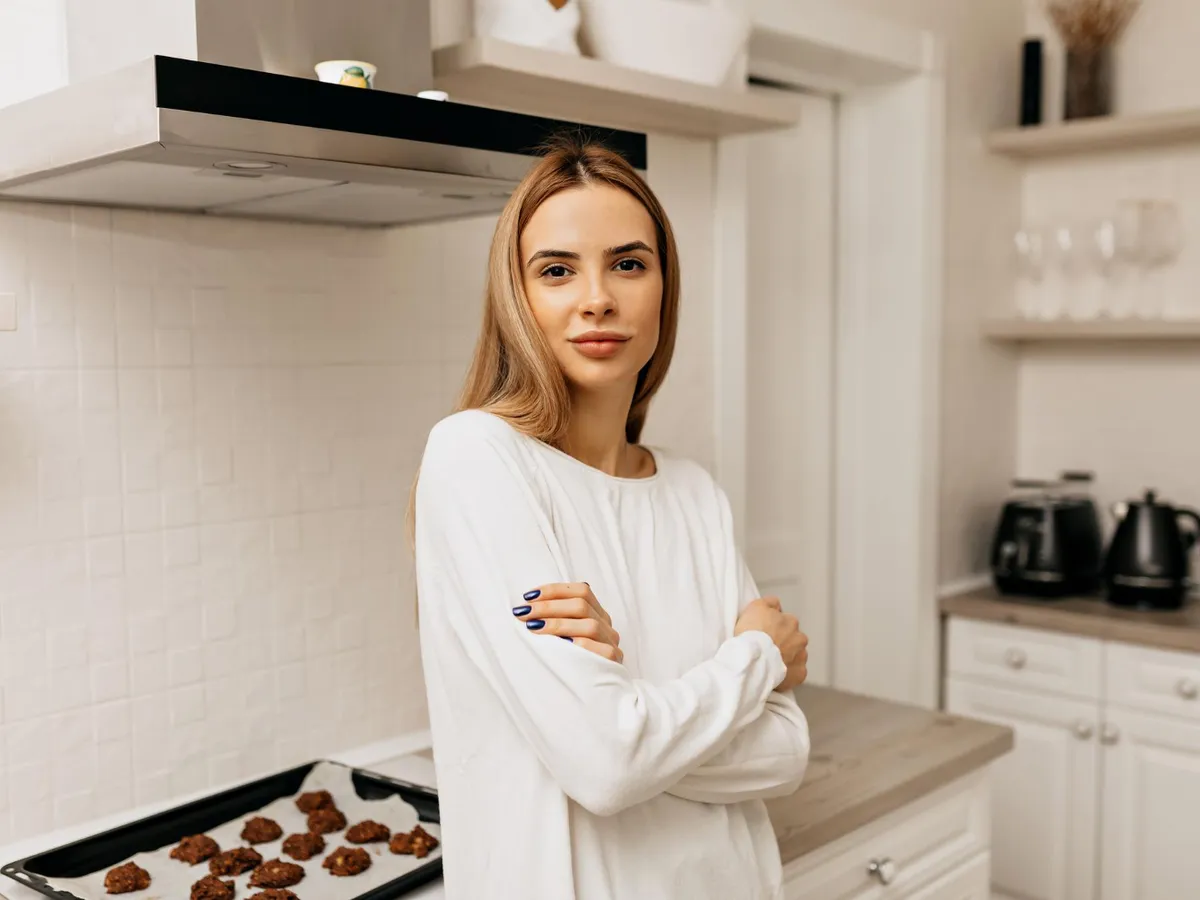Femeie în bucătărie - Foto: Freepik (Imagine cu rol ilustrativ)