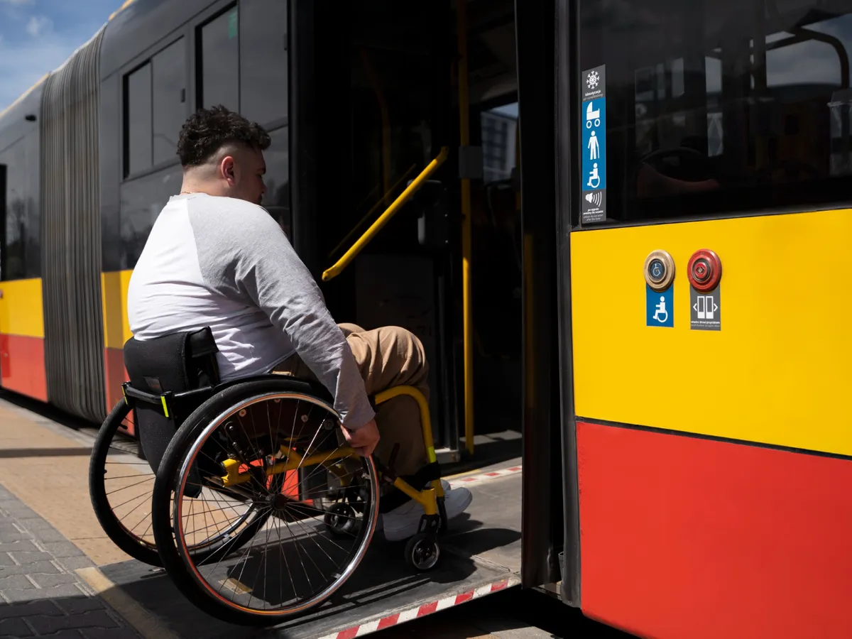 Persoană cu handicap - Foto: Freepik (Imagine cu rol ilustrativ)