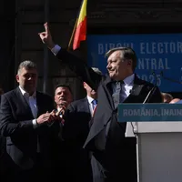 Antonescu: „Nu vreau să fiu ajutat de scandaluri. Îmi fac parcursul meu”. „Sondajele sunt necesare” - FOTO: INquam (imagine cu rol ilustrativ)