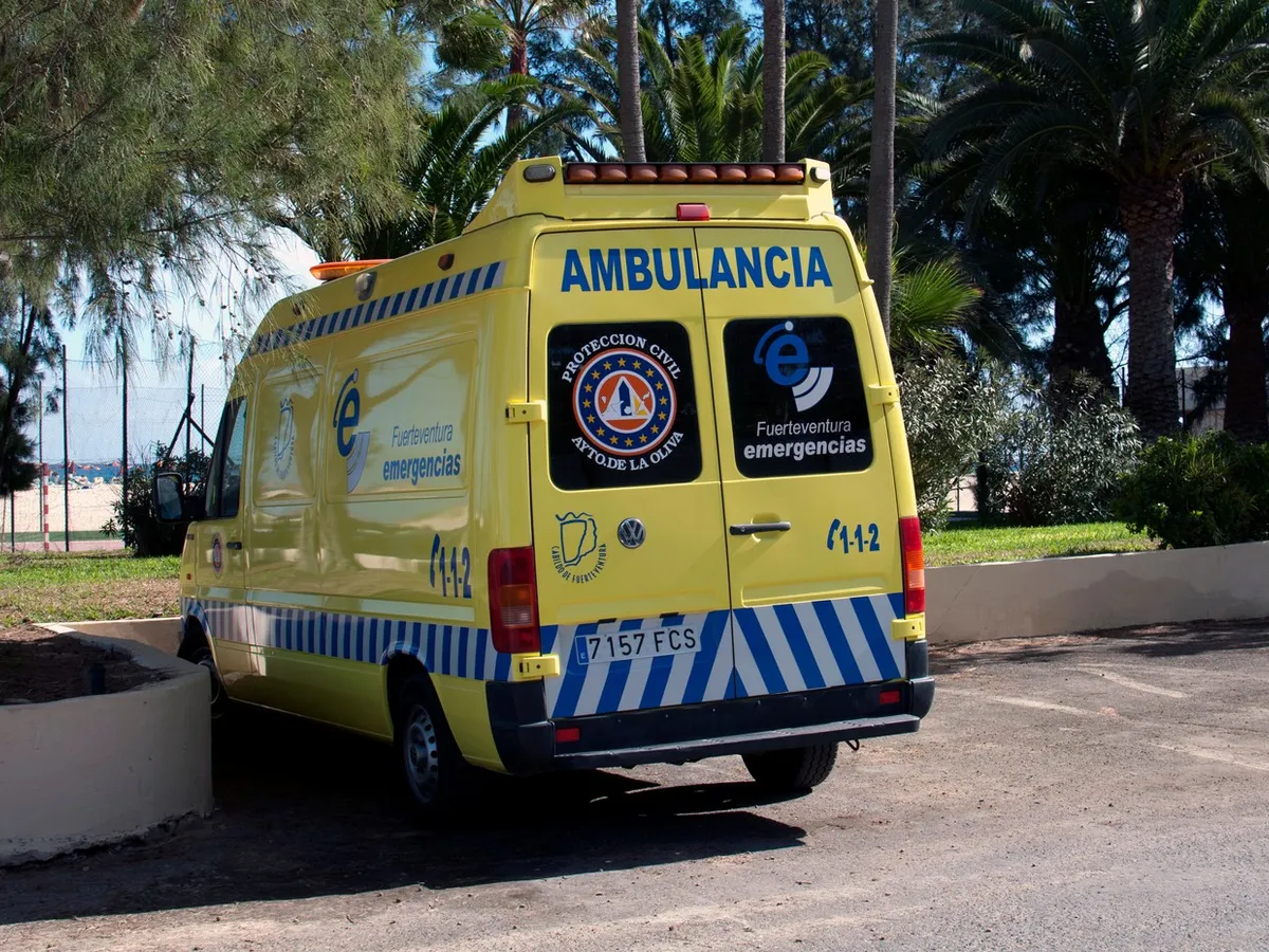 Tragedie pe litoralul spaniol. Cinci tineri au murit după prăbușirea unei pasarele pe o plajă din Santander