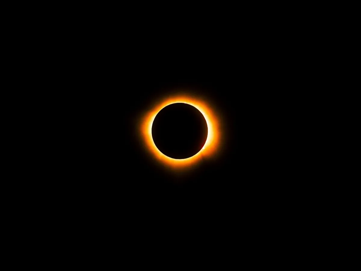 Eveniment astronomic rar. Eclipsă totală de Soare, pe 12 august. De unde poate fi văzută în România
