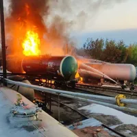 Un incendiu la un depozit de petrol a făcut ravagii în orașul Donețk, din estul Ucrainei/FOTO: Twitter/ТРУХА