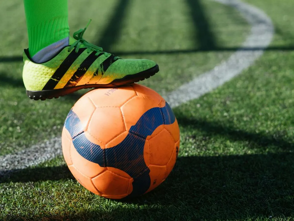 Noua invenţie în fotbal, care va fi introdusă în Premier League. Are legătură cu mingea - Foto: RF._.studio
