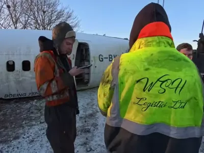 VIDEO Un bărbat a cumpărat un Boeing 737 și l-a îngropat în grădină. Avea și toalete funcționale. Ce plănuia?