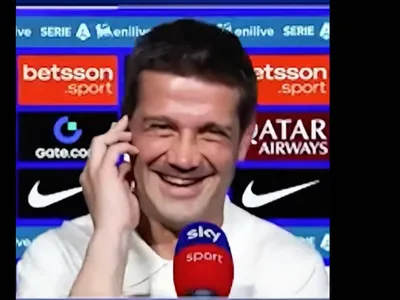 Show la TV în Italia! Cristi Chivu l-a văzut în studio și i-a zis direct: ”Poți s-o spui în română?”. Au urmat hohote de râs