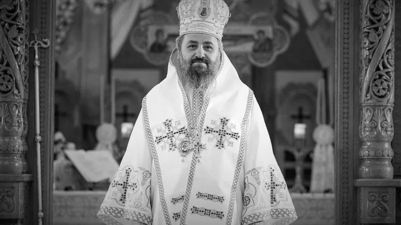 Episcopul Devei şi Hunedoarei a murit. El a fost internat în stare gravă cu COVID-19/FOTO: basilica.ro
