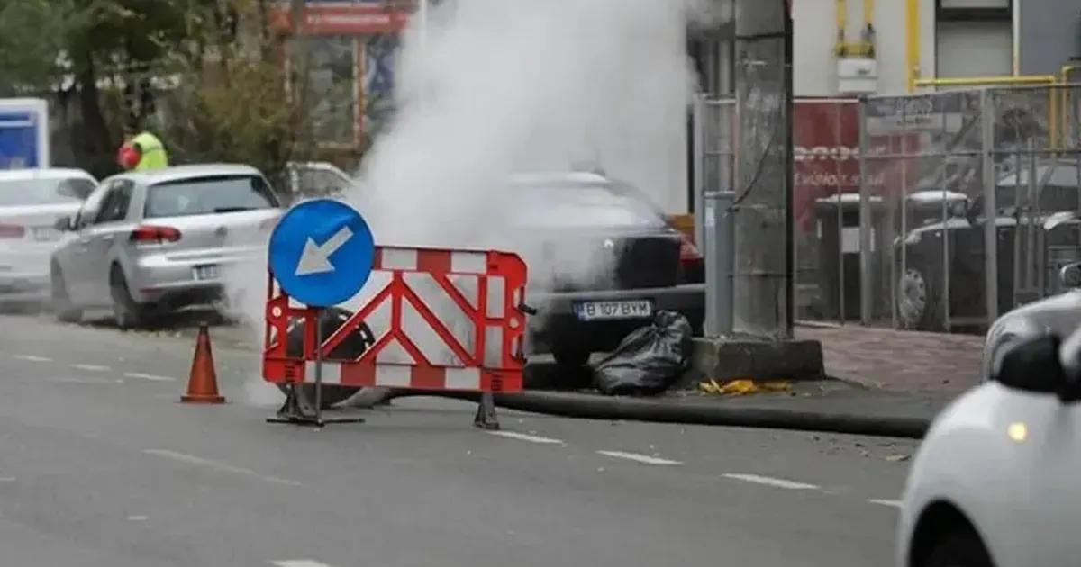 Sute de blocuri din București, fără căldură și apă caldă 1 săptămână. Avarii la țevi de 33-50 de ani • Newsweek România