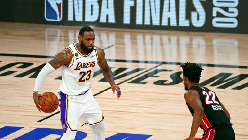 LeBron James / Foto: essentiallysports.com