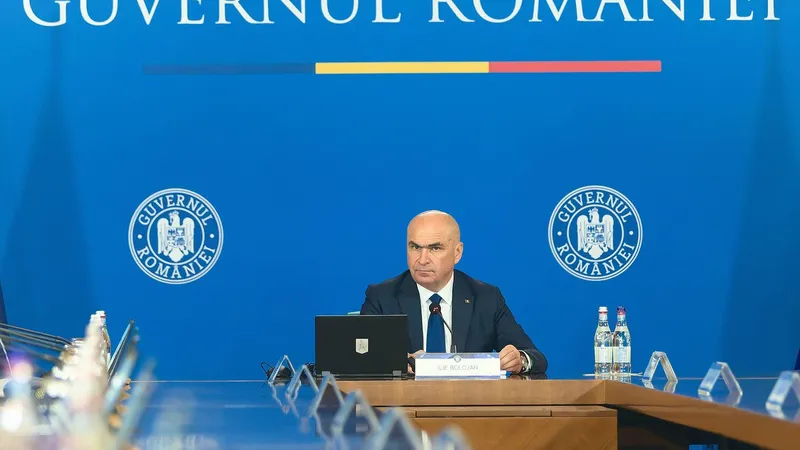 Lista măsurilor de austeritate. Românii, îngenuncheați de noi taxe și accize după lăfăiala bugetară - Foto; Profimedia images