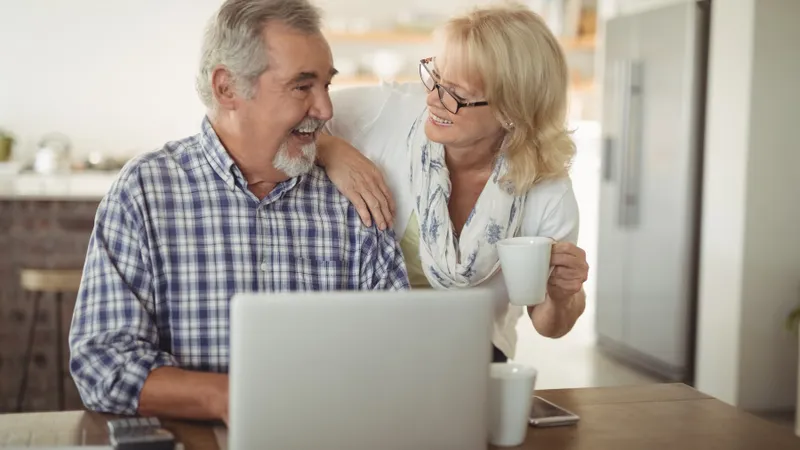 PENSIE RECALCULATĂ 500 lei în plus, deși a lucrat doar 29 ani. Ce puncte bonus are pensionarul? Foto: Profimedia Images (fotografie cu caracter ilustrativ)