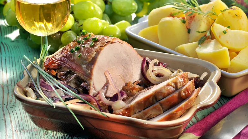 Delicatesa de lux pentru pretențioși la masa de Crăciun. 1kg, de 6 ori mai scump decât pulpa de porc - Foto: Profimedia images