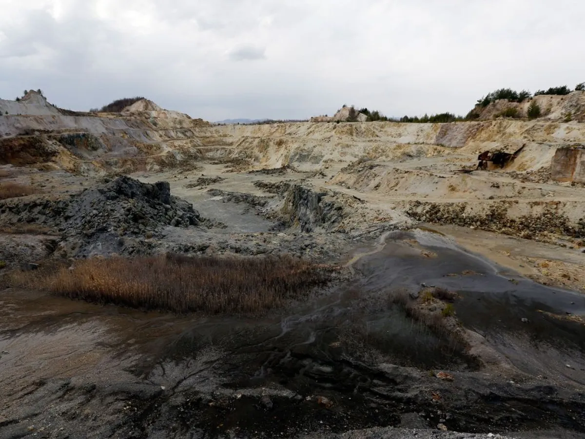 Acţiunile Gabriel Resources sunt sub sechestru asigurător, ca garanţie necesară pentru recuperarea creanţelor