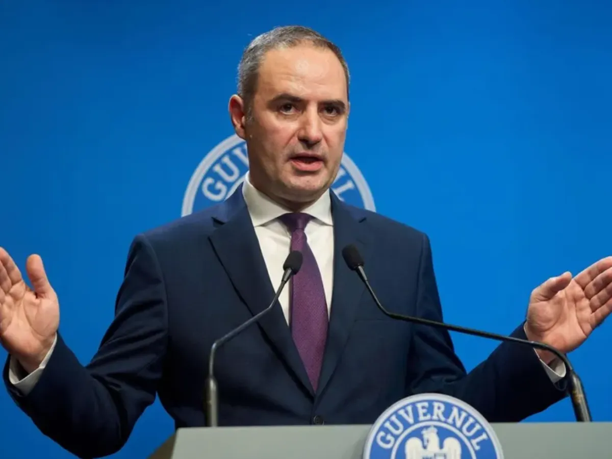 Ministrul Finanţelor, Alexandru Nazare, susţine o conferinţă de presă - Foto: Profimedia Images