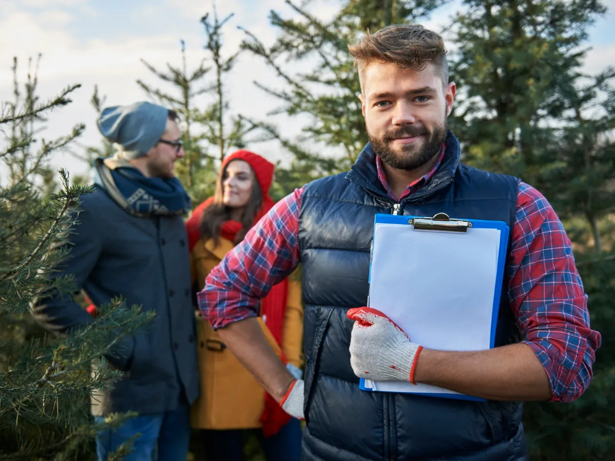 Ce țară din Europa oferă salarii de 2.200 euro, cazare și mâncare pentru români? Se caută foarte mult personal
