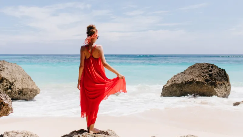 Escrocherie cu vacanțe în Zanzibar. 33 de români au fost păcăliți. 73.000 de euro prejudiciu - Foto: Freepik (Imagine cu rol ilustrativ)