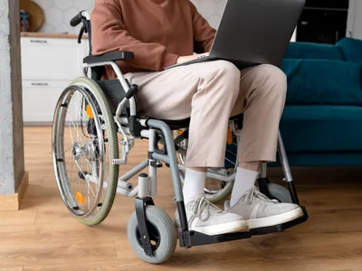 Persoană cu handicap - Foto: Freepik (Imagine cu rol ilustrativ)