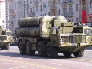 Sistem de rachete de apărare S-300- Foto: WIKIPEDIA