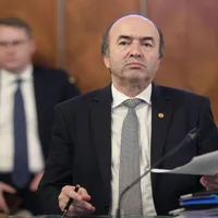 Tudorel Toader a pierdut alegerile pentru funcţia de rector la Universitatea din Iaşi - Foto: INQUAM PHOTOS / Octav Ganea