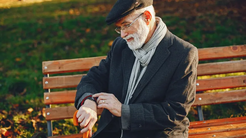 Pensie pe ianurie intră pe card cu întârziere.  Casa de pensii anunță care e motivul - Foto: Freepik.com (rol ilustrativ)