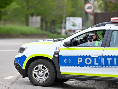 Mașină poliție - FOTO Inquam Photos / Alex Nicodim