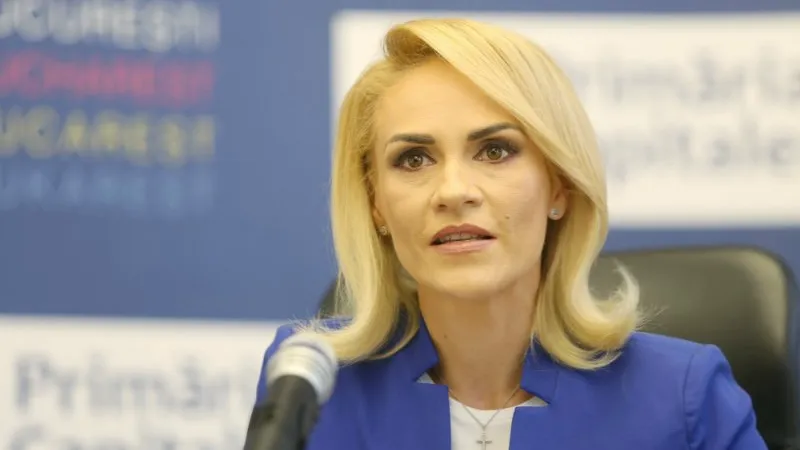 Firea risipește banii. Foto Inquam Photos