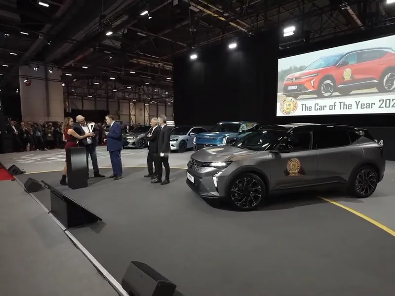 Mașina Anului 2024 în Europa este din nou electrică: Renault Scénic E-Tech. BMW Seria 5, pe 2 - Foto: captură video