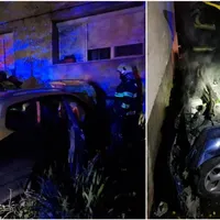 A furat mașina unui taximetrist și a intrat cu ea în zid. Bărbatul a murit - Foto: ISU Satu Mare