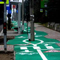 Pistă de biciclete unicat în lume, la Piatra Neamț. „Dorel” a lovit cu aprobare de la primărie - Foto: Facebook/Info Trafic 24