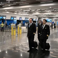 Ce salariu primești ca pilot pe un avion de linie? Cum poți plăti taxe de școlarizare de 60.000 €? - Foto: Profimedia images