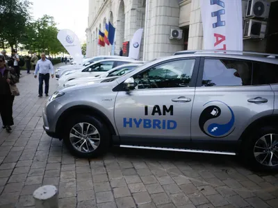 Mașină hibrid - FOTO Inquam Photos /George Călin