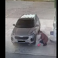 Un șofer care a oprit la o benzinărie a încercat să umfle o anvelopă cu stingătorul de incendiu - Foto: B1TV