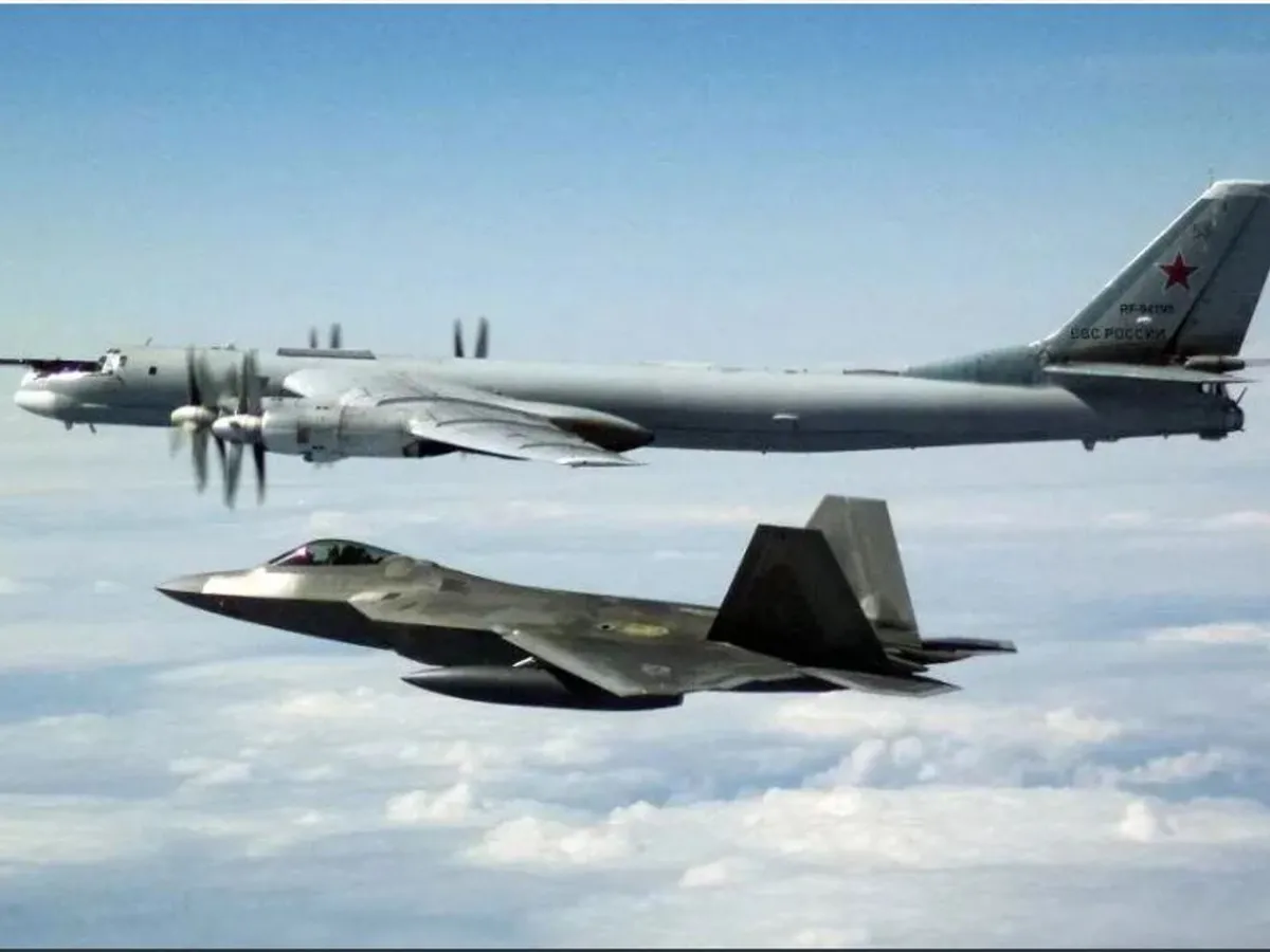 Bombardiere ale Chinei și Rusiei, interceptate lângă Alaska - Foto: War Zone (magine cu caracter ilustrativ)