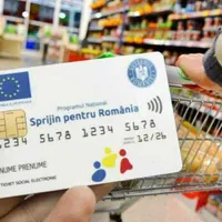 În ce județe nu s-a încărcat cardul de alimente, deși e ultima zi? La ce număre de telefon să suni ? - Foto: INQUAM PHOTOS / Octav Ganea