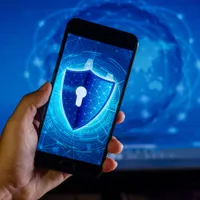 Ce e "bluesnarfing", funcția care deschide ușa escrocheriilor în telefoanele mobile. Cum ne protejăm - Foto: Profimedia images