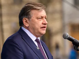 CNSAS: Crin Antonescu nu a fost lucrător sau colaborator al fostei Securități - Foto: Facebook/ Crin Antonescu