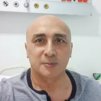 Cântărețul Marcel Pavel se îndoiește de existența coronavirusului, deși este tratat în spital pentru această boală. FOTO: Facebook