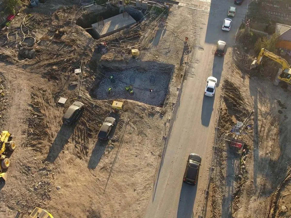Pasaj Domnești / Construim România