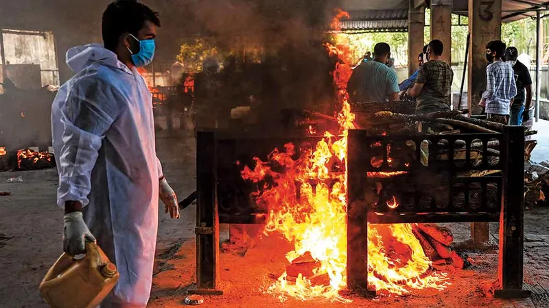 Un crematoriu pentru victimele COVID-19 din Virar, India