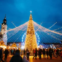 Unde pot fi vizitate cele mai mari și frumoase târguri de Crăciun din România în aceste zile libere Foto: Primaria Oradea