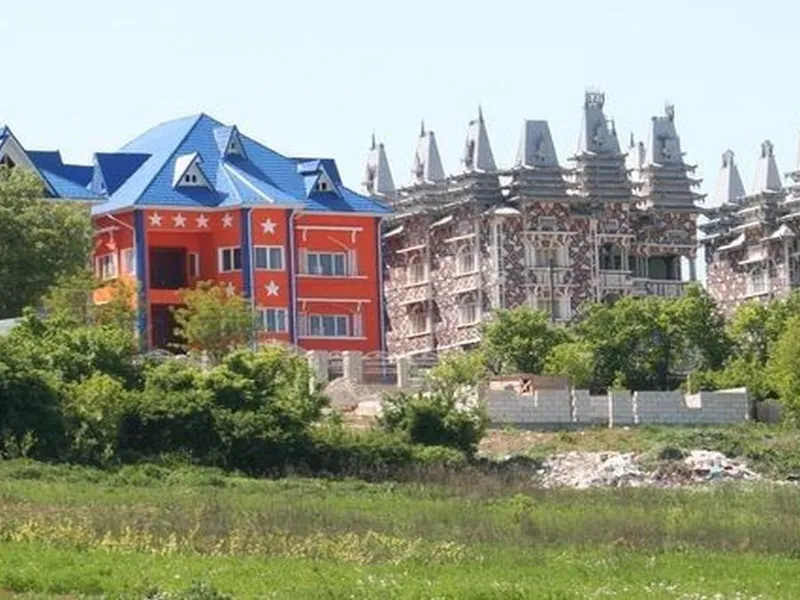 Dezbatere mare în rândul comunităților de romi din Iași: cum vor vota? - Foto: ZdI
