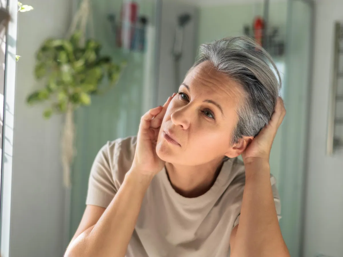 Pensiile cresc cu 7% în Polonia și cu 9% în Bulgaria. Cu cât vor scădea pensiile în România în 2026?