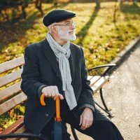 Câte sute de lei ia în plus la pensie la recalculare un pensionar care a lucrat pe salariul minim? - Foto: Freepik